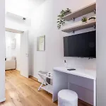 Apartament Porta Venezia Bilocale Moderno