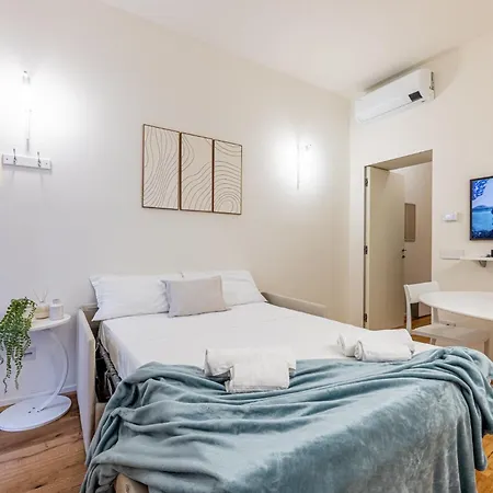 Apartament Porta Venezia Bilocale Moderno