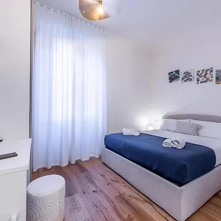 Porta Venezia Bilocale Moderno Apartamento Milán